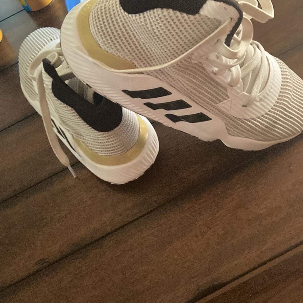 Womens adidas basketball shoes
